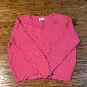 Old Navy V-Neck Sweater in Bright Pink